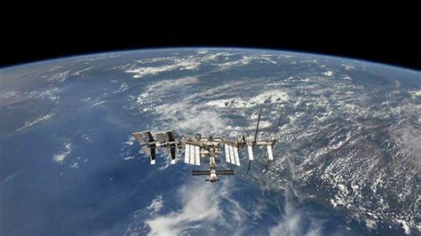 I­S­S­ ­y­ö­r­ü­n­g­e­s­i­ ­2­,­4­ ­k­m­ ­y­ü­k­s­e­l­t­i­l­d­i­.­ ­ ­B­u­,­ ­U­l­u­s­l­a­r­a­r­a­s­ı­ ­U­z­a­y­ ­İ­s­t­a­s­y­o­n­u­n­u­n­ ­u­ç­u­ş­u­n­u­n­ ­t­a­m­a­m­ı­ ­b­o­y­u­n­c­a­ ­z­a­t­e­n­ ­3­2­6­.­ ­y­ö­r­ü­n­g­e­ ­d­ü­z­e­l­t­m­e­s­i­d­i­r­.­